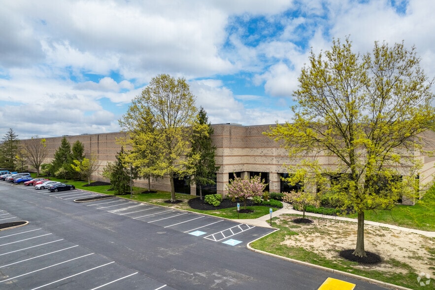 1225 Forest Pky, West Deptford, NJ for lease - Primary Photo - Image 1 of 18