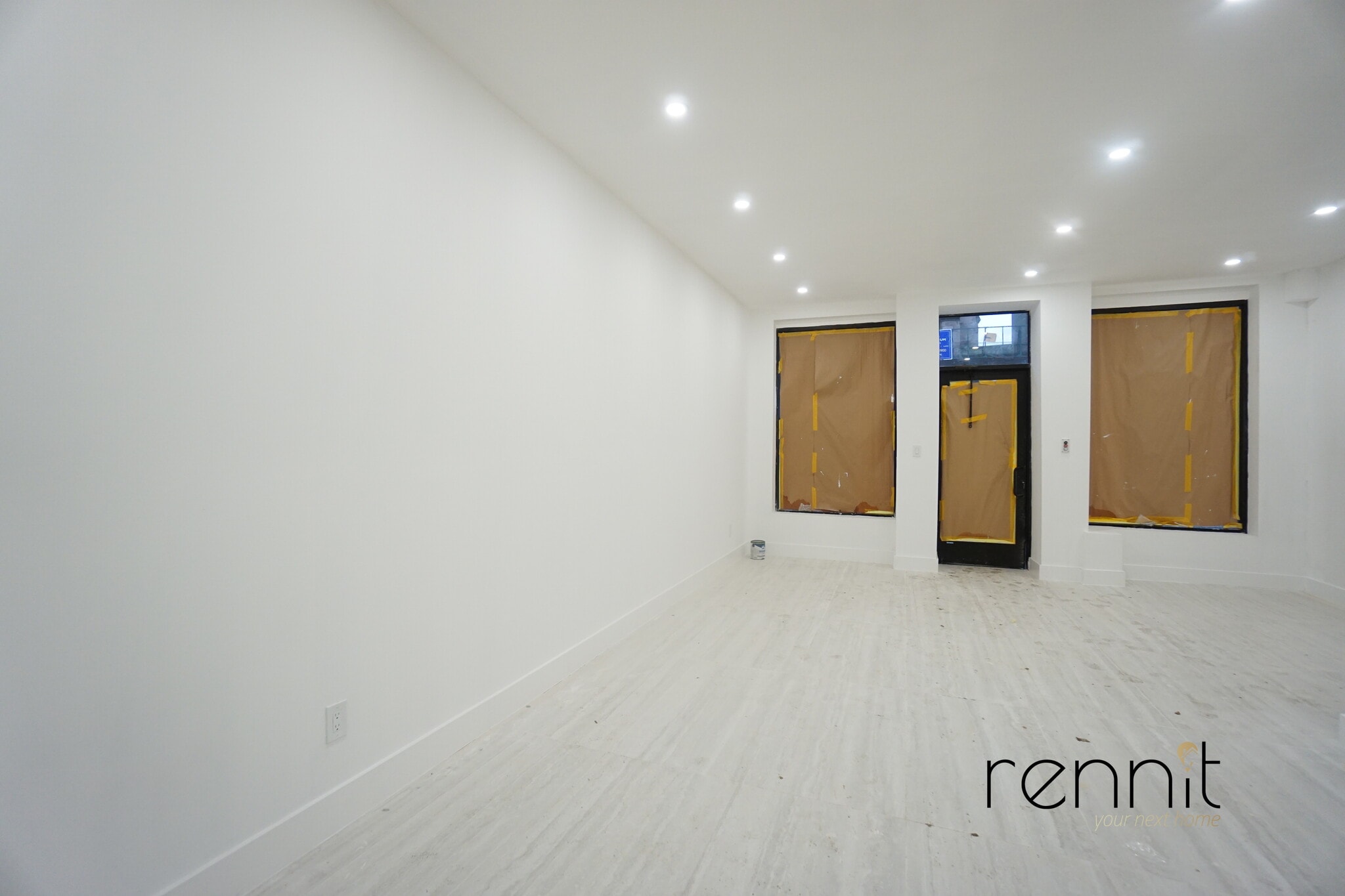 127 Montrose Ave, Brooklyn, NY for lease Interior Photo- Image 1 of 4