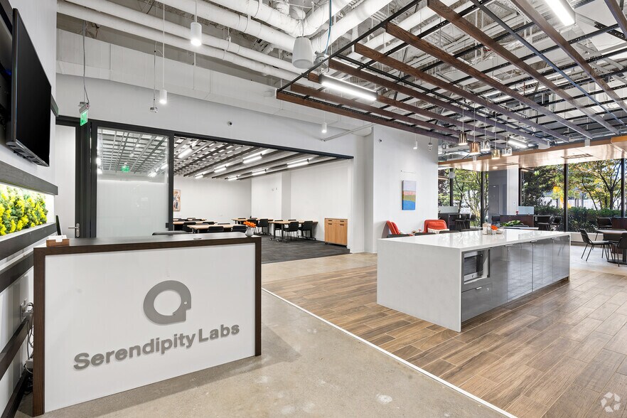 44 S Broadway, White Plains, NY for lease - Interior Photo - Image 1 of 72