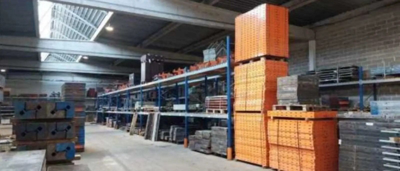 Office in Moissy-Cramayel for lease Interior Photo- Image 1 of 6