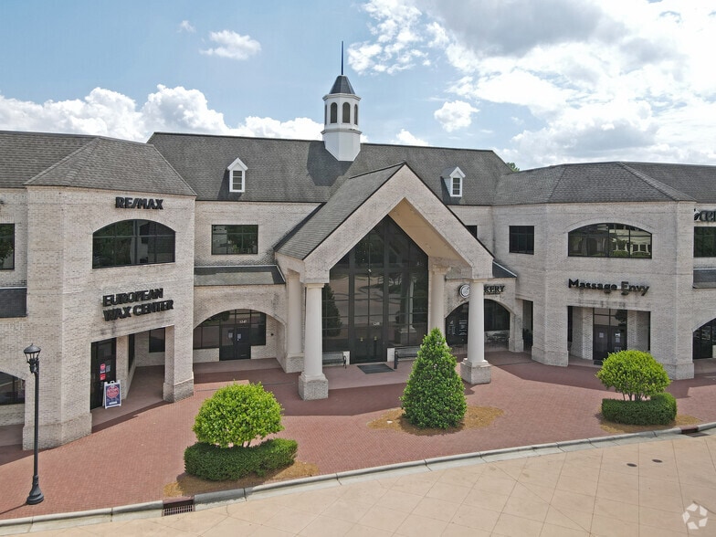 1210-1287 Creekshire Way, Winston-Salem, NC à louer - Photo du bâtiment - Image 2 de 16