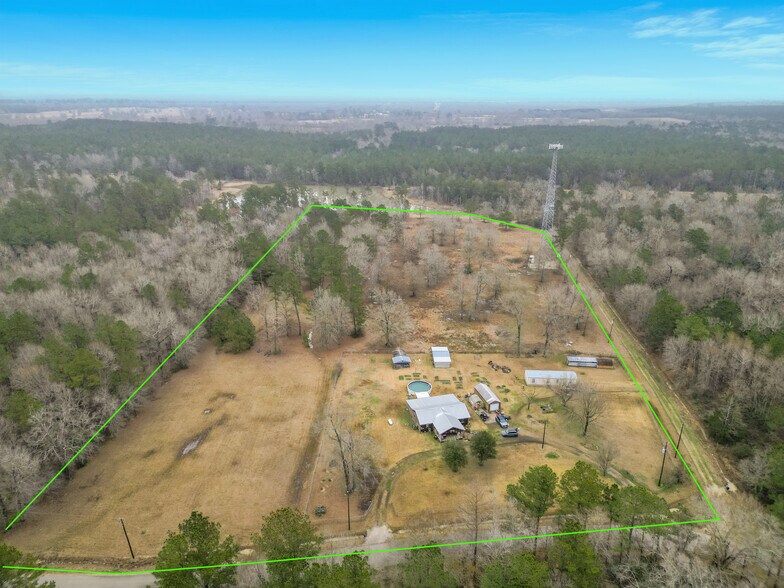 31 Shady Ln, Shepherd, TX à vendre - Photo du bâtiment - Image 3 de 16