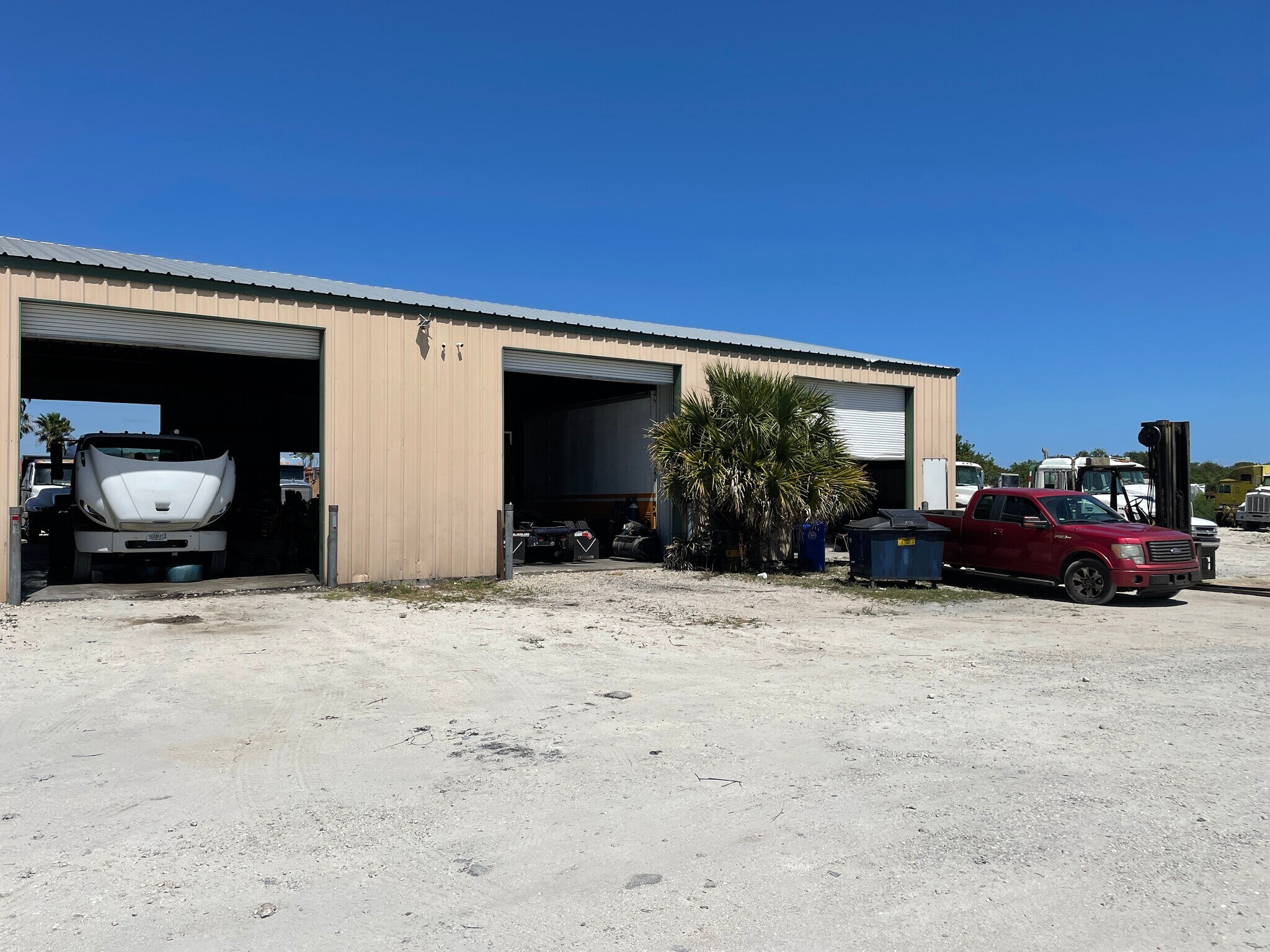 27107 US Highway 27, Moore Haven, FL à vendre Photo principale- Image 1 de 13