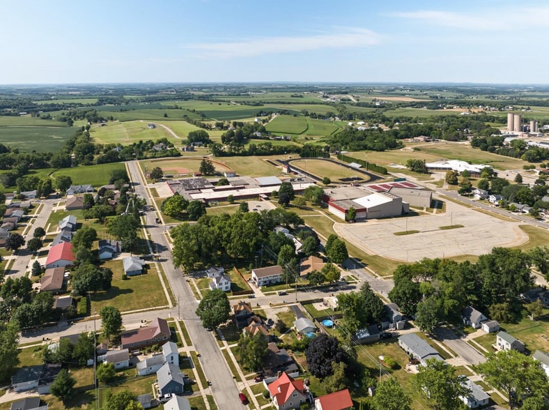 1600 26th St, Monroe, WI for sale - Building Photo - Image 3 of 69