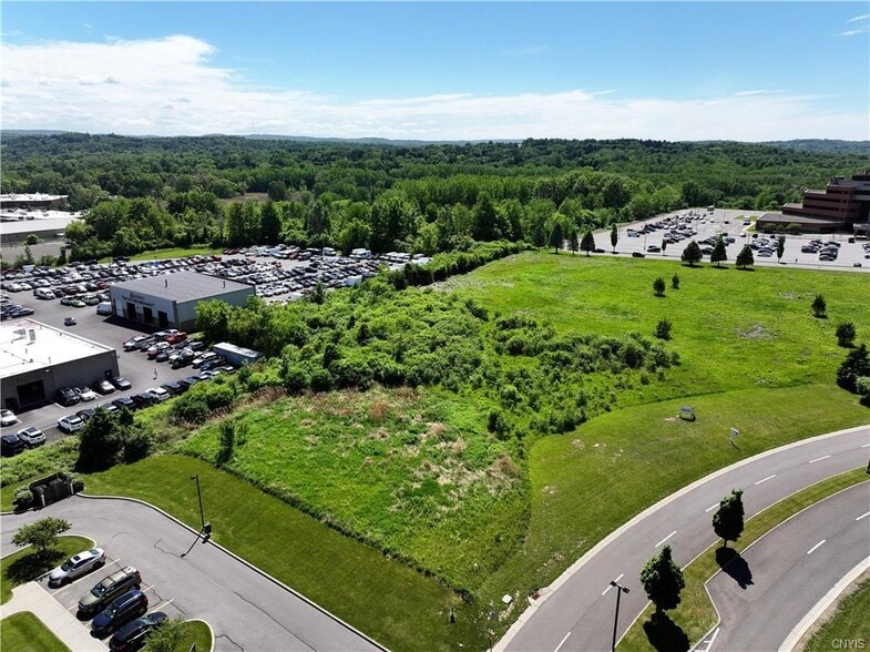 L11 Medical Center Drive, Fayetteville, NY for sale - Primary Photo - Image 1 of 11