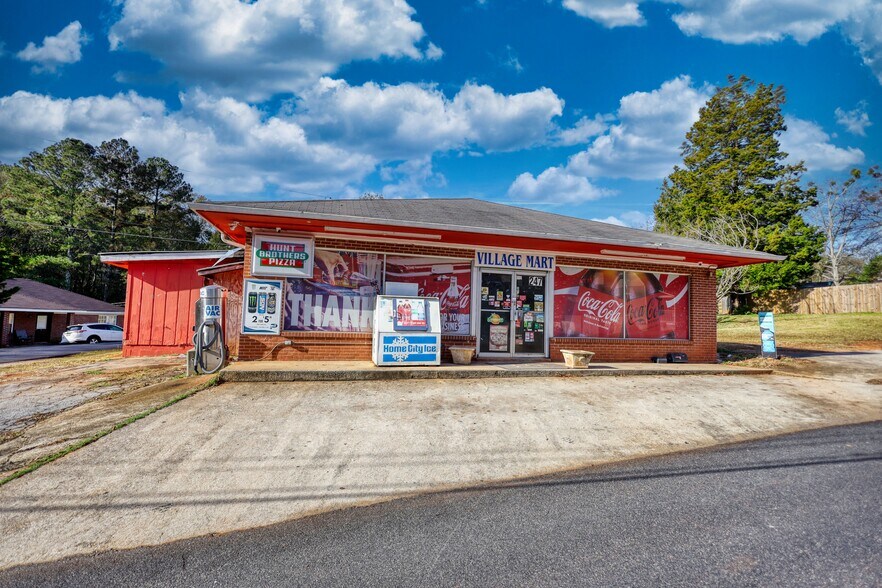 247 Cannon Dr, Social Circle, GA à vendre - Photo du bâtiment - Image 3 de 42