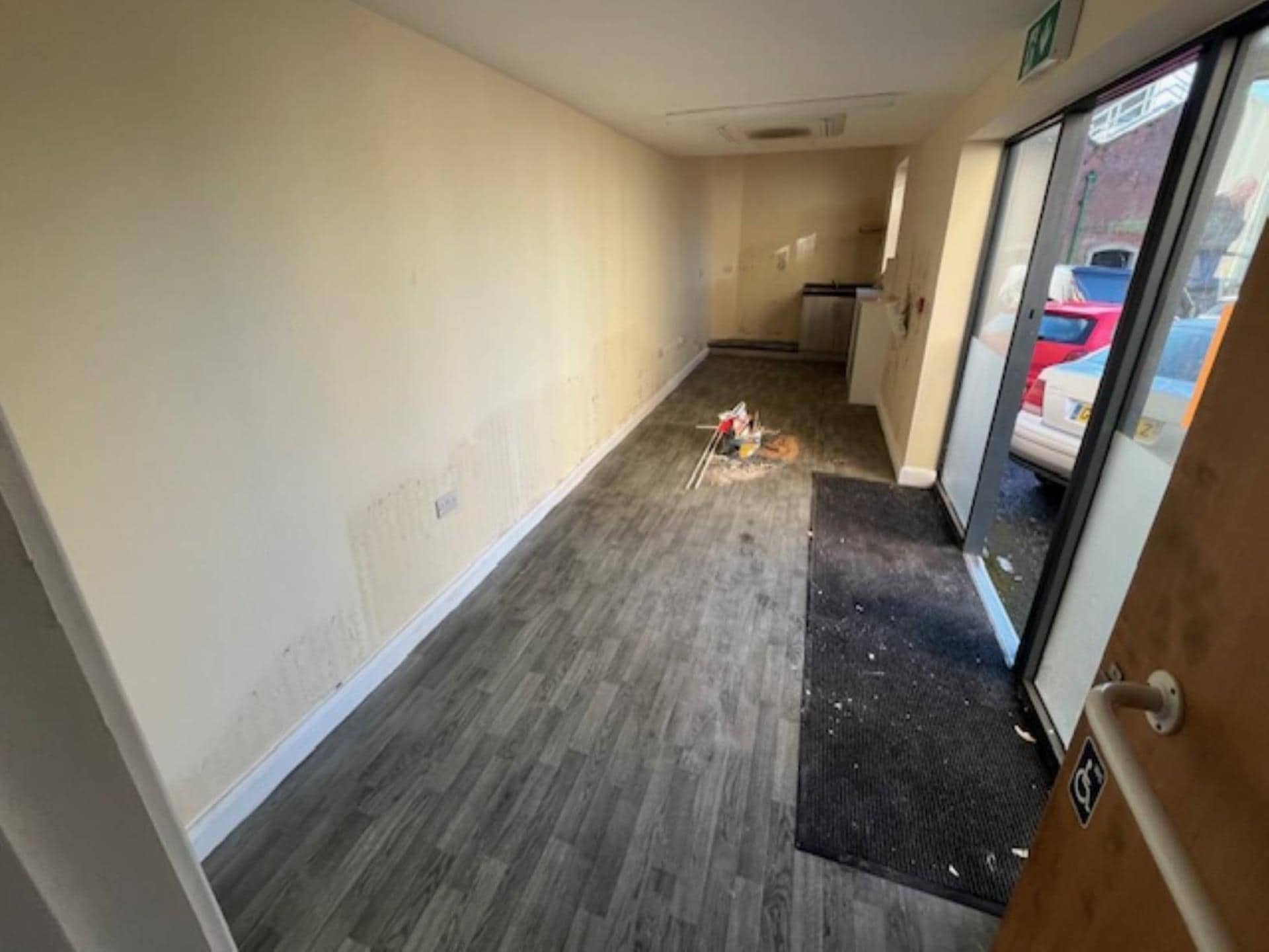 Railway Rd, Blackburn for lease Interior Photo- Image 1 of 3