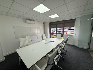 Plus de détails pour Shrewsbury Ave, Peterborough - Bureau à louer