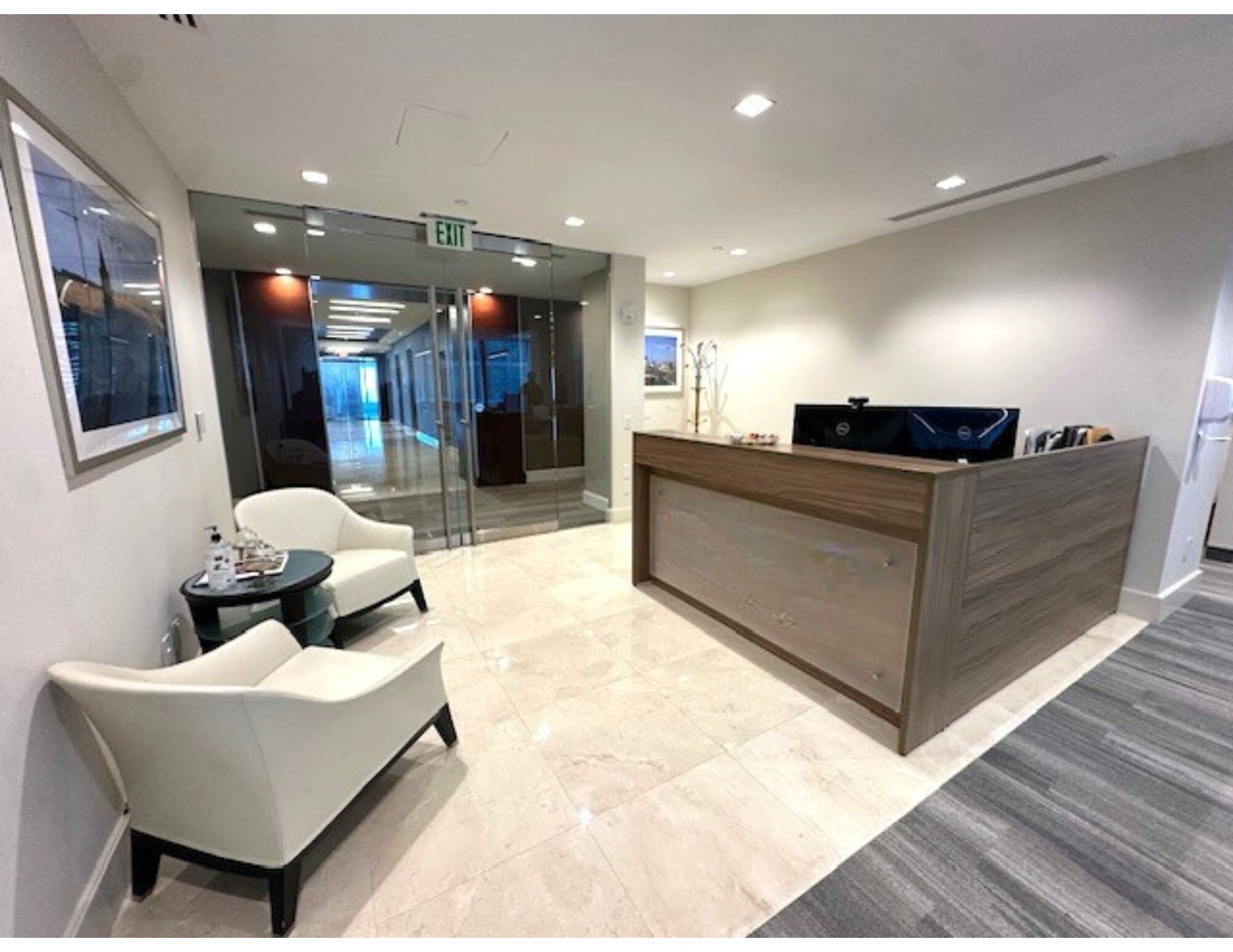 333 SE 2nd Ave, Miami, FL for lease Interior Photo- Image 1 of 14