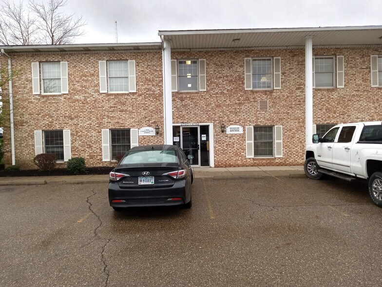 4780-4810 Munson St NW, Canton, OH à vendre - Photo du bâtiment - Image 3 de 5