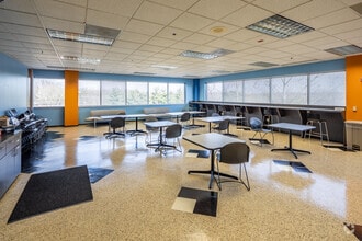 801 Royal Pky, Nashville, TN for lease Interior Photo- Image 1 of 7