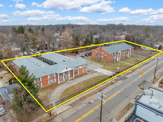 Plus de détails pour 18045-18123 Lahser Rd, Detroit, MI - Multi-résidentiel aux enchères