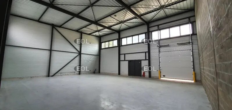 Flex in Marcoussis for lease - Building Photo - Image 2 of 6