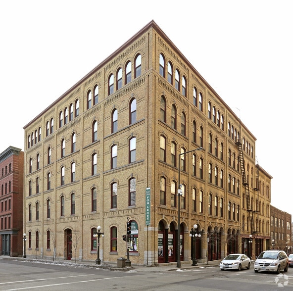 350 Sibley St, Saint Paul, MN for lease - Primary Photo - Image 1 of 42