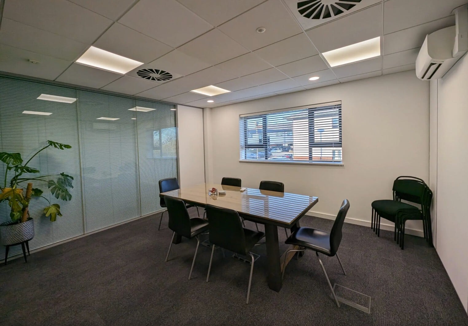 Old Gloucester Rd, Bristol for lease Interior Photo- Image 1 of 5