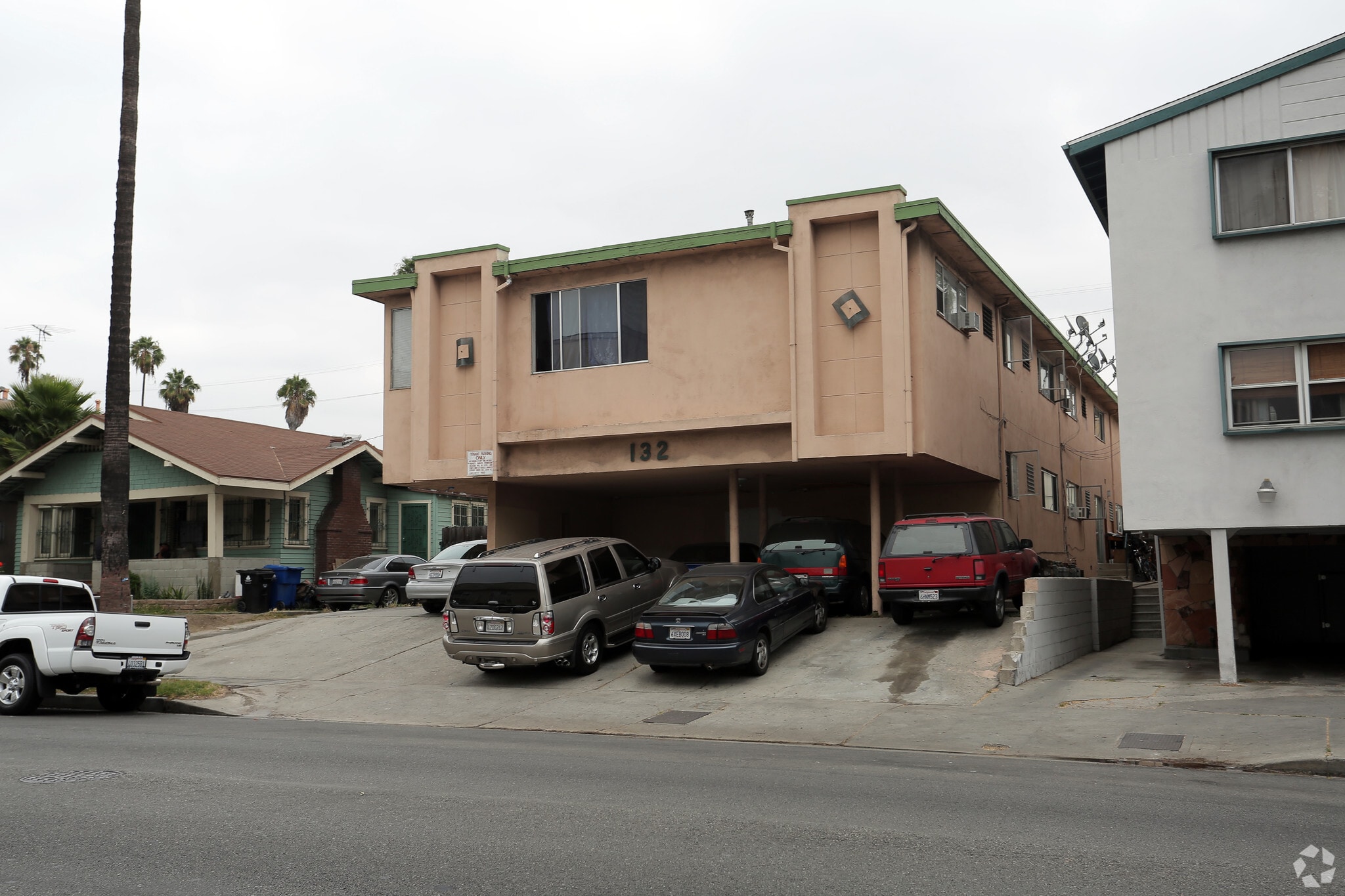 132 N Normandie Ave, Los Angeles, CA for sale Primary Photo- Image 1 of 8
