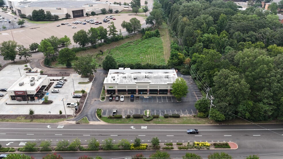 1290 E County Line Rd, Ridgeland, MS à louer - Photo du bâtiment - Image 2 de 20