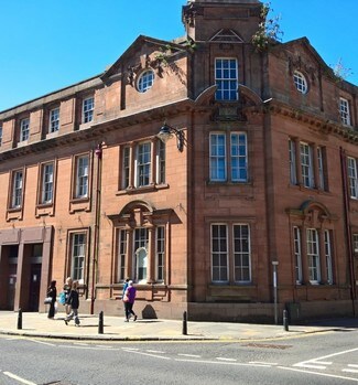 Plus de détails pour 73-81 John Finnie St, Kilmarnock - Commerce de détail à louer