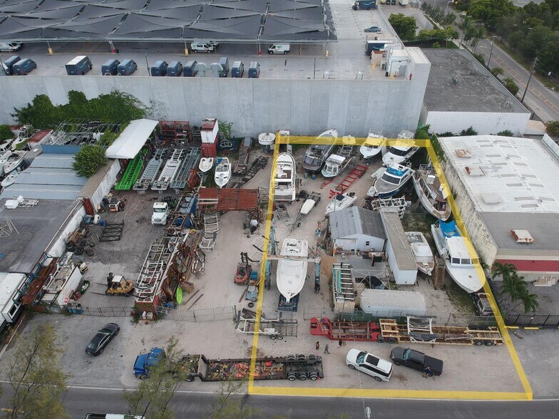 3390 NW North River Dr, Miami, FL à vendre - Photo du bâtiment - Image 2 de 4