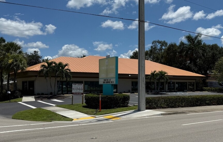 1115 Airport Pulling Rd, Naples, FL for lease - Building Photo - Image 1 of 7