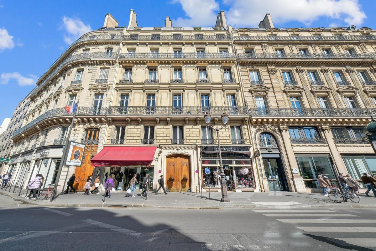 10 Avenue De L'Opera, Paris for sale Building Photo- Image 1 of 23
