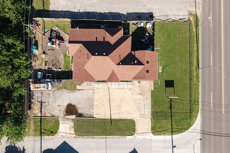 1300 W Britton Rd, Oklahoma City, OK à vendre - Photo du bâtiment - Image 2 de 6