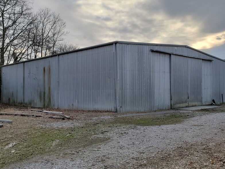 301 Depot St, McMinnville, TN à vendre - Photo du bâtiment - Image 3 de 13