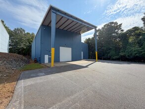 144 Industrial Dr, Forest City, NC for lease Interior Photo- Image 2 of 15