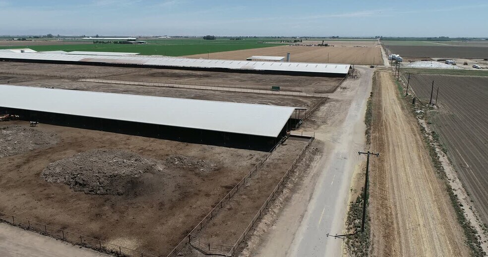 West El Nido Road Rd, El Nido, CA à vendre - Vidéo sur l’inscription commerciale - Image 2 de 8