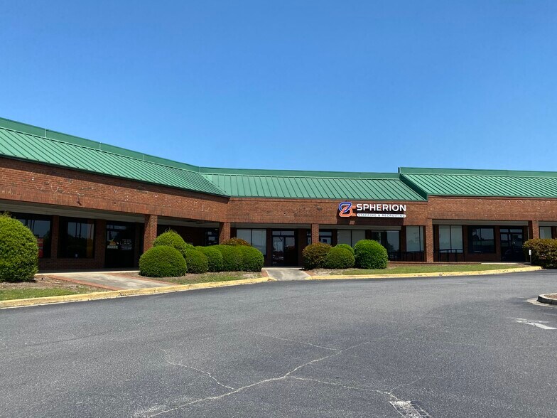 311 Ga Highway 49 N, Byron, GA à louer - Photo du bâtiment - Image 2 de 17