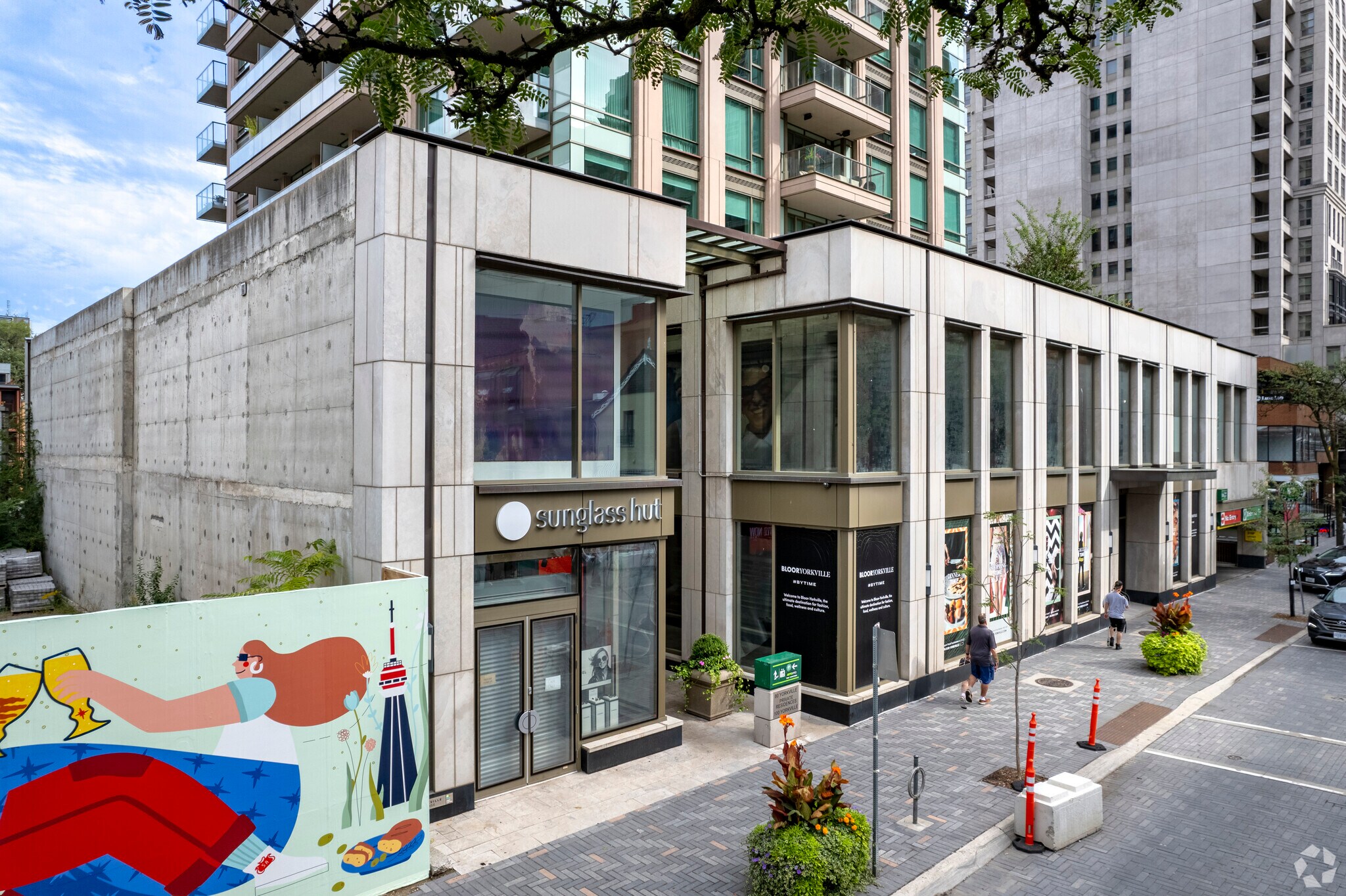 78-100 Yorkville Av, Toronto, ON for sale Primary Photo- Image 1 of 1