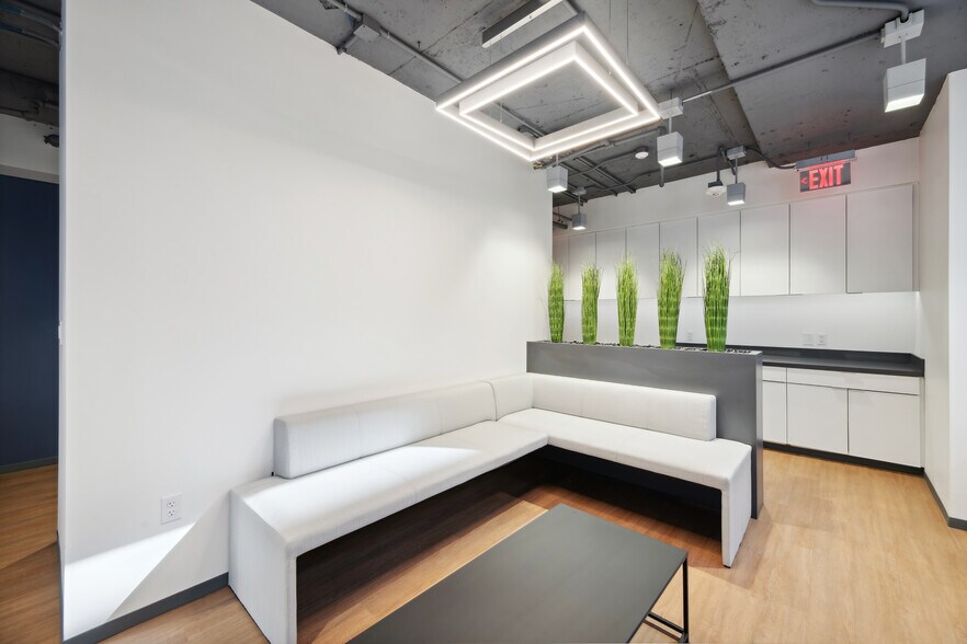 1620 I St NW, Washington, DC for lease - Interior Photo - Image 2 of 21