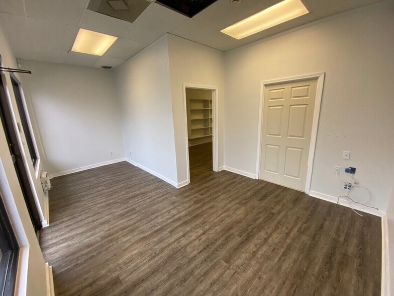 600-606 Seaboard St, Myrtle Beach, SC for lease - Building Photo - Image 3 of 8
