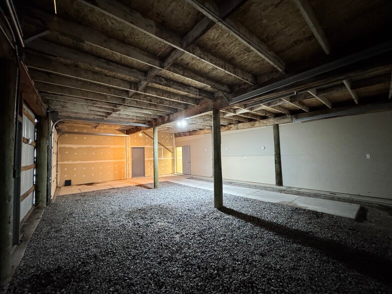 530 N Broadway Ave, Riverton, WY for sale - Interior Photo - Image 3 of 21
