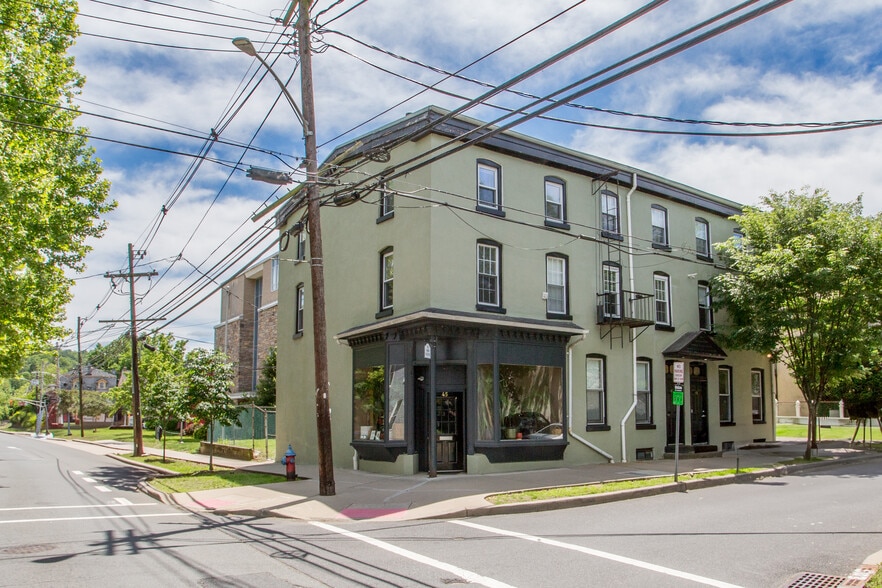 41 Church St, Lambertville, NJ for sale - Building Photo - Image 2 of 48