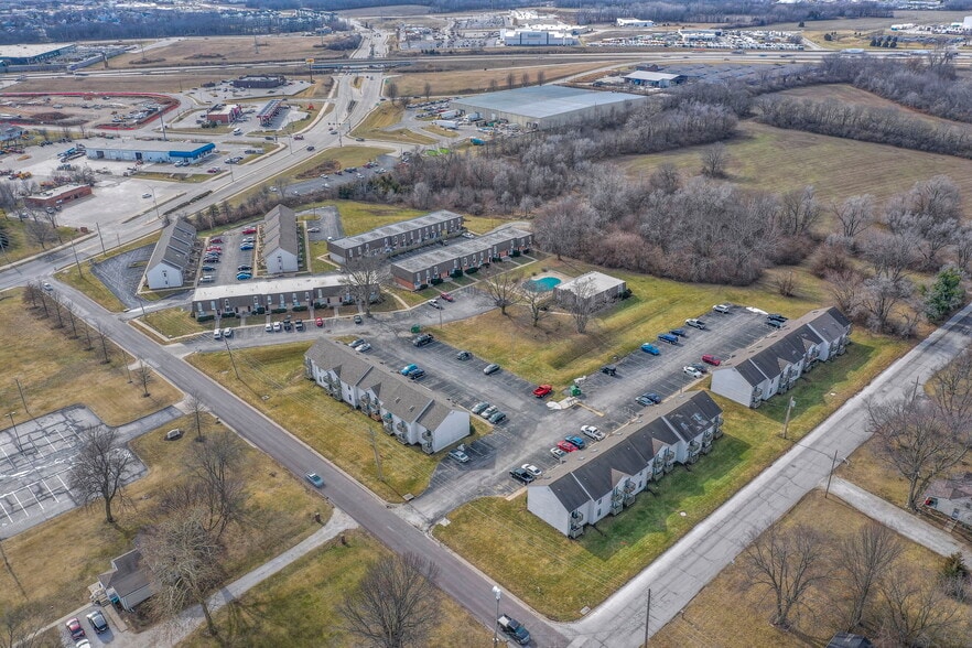 6820 Chapel Dr, Belton, MO for sale - Aerial - Image 3 of 50