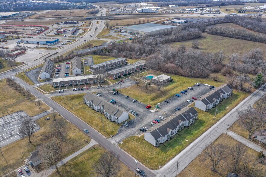 6820 Chapel Dr, Belton, MO à vendre - Aérien - Image 3 de 50