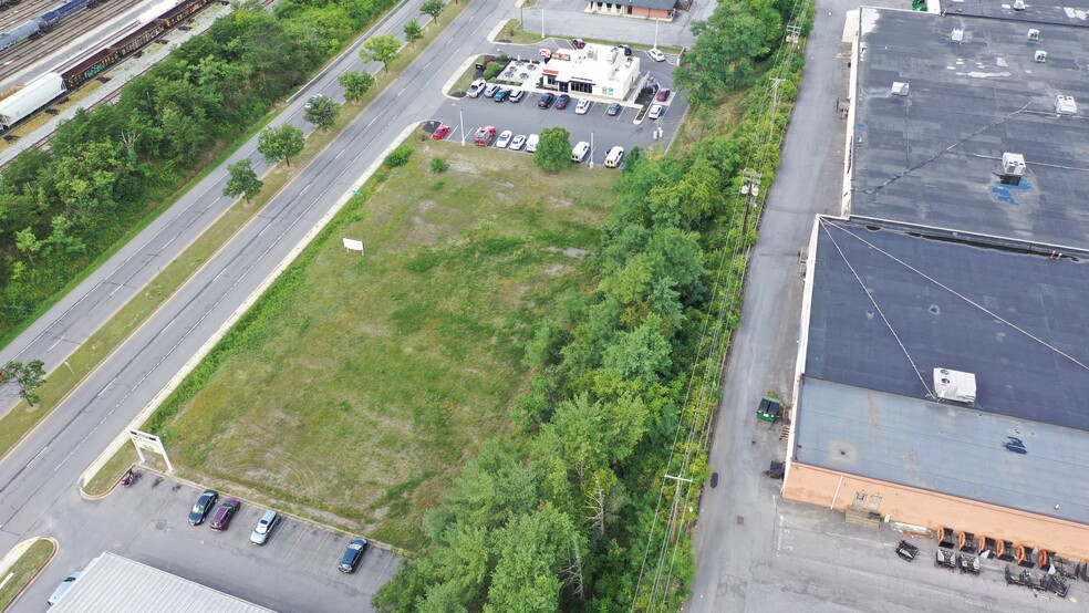 1212 W Industrial Blvd, Cumberland, MD for sale - Building Photo - Image 2 of 10