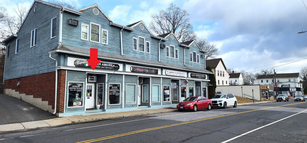 224 Main St, Oakville, CT for sale - Building Photo - Image 1 of 1