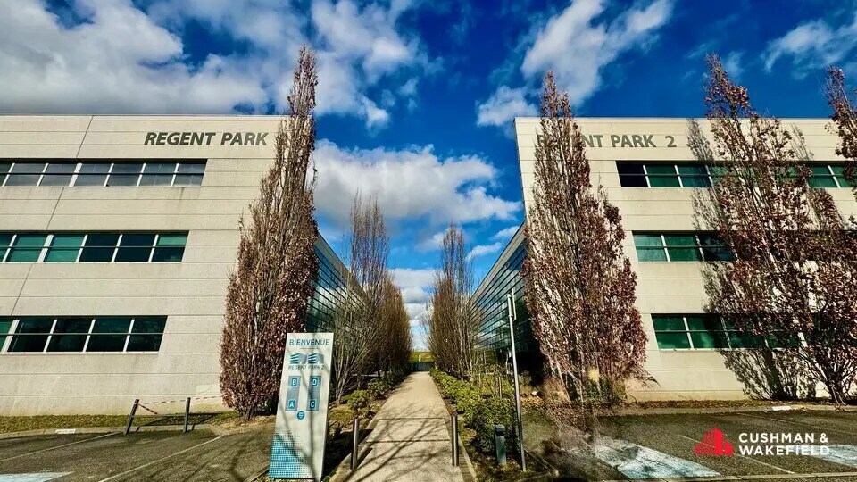 Office in Labège for lease Building Photo- Image 1 of 13
