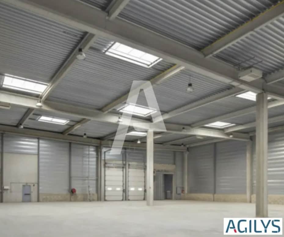 Industriel dans Combs-la-Ville à louer Photo intérieure- Image 1 de 1