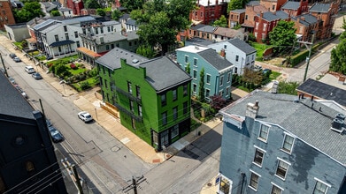 1901 Baymiller St, Cincinnati, OH à louer Aérien- Image 2 de 17
