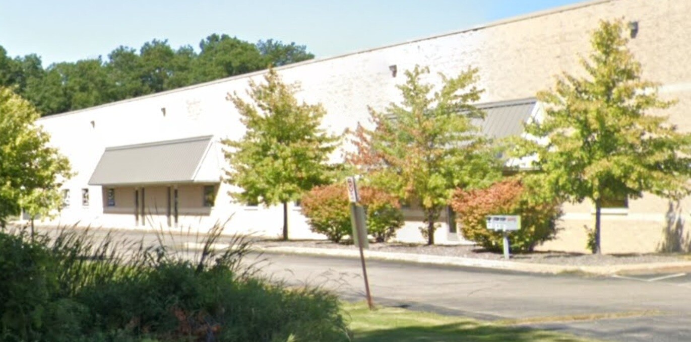 760 Mcpherson Park Dr, Howell, MI for lease Building Photo- Image 1 of 2