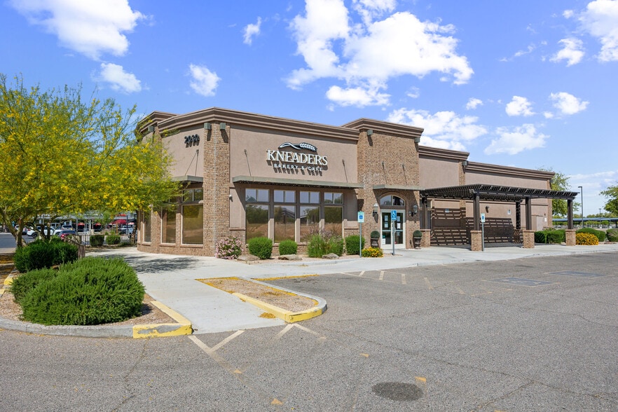 2030 E Elliot Rd, Tempe, AZ for sale - Building Photo - Image 2 of 11