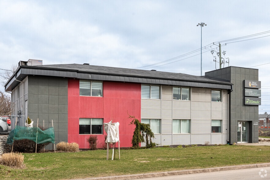 3230 Ch Saint Louis, Québec, QC for lease - Building Photo - Image 2 of 3