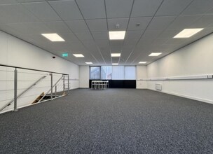Jetstream Dr, Doncaster for lease Interior Photo- Image 2 of 3