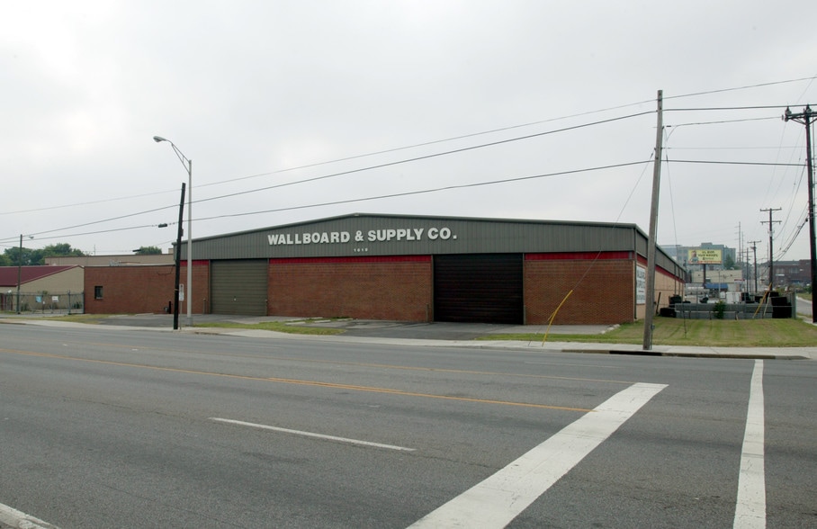 1619 Charlotte Ave, Nashville, TN for lease - Building Photo - Image 2 of 4