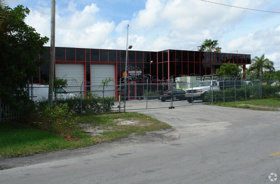 15410-15414 NW 34th Ave, Opa Locka, FL for sale - Primary Photo - Image 1 of 1