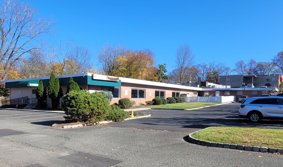 24 Booker St, Westwood, NJ for lease - Building Photo - Image 1 of 8