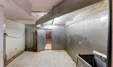 95 Elizabeth St, New York, NY for lease Interior Photo- Image 1 of 2